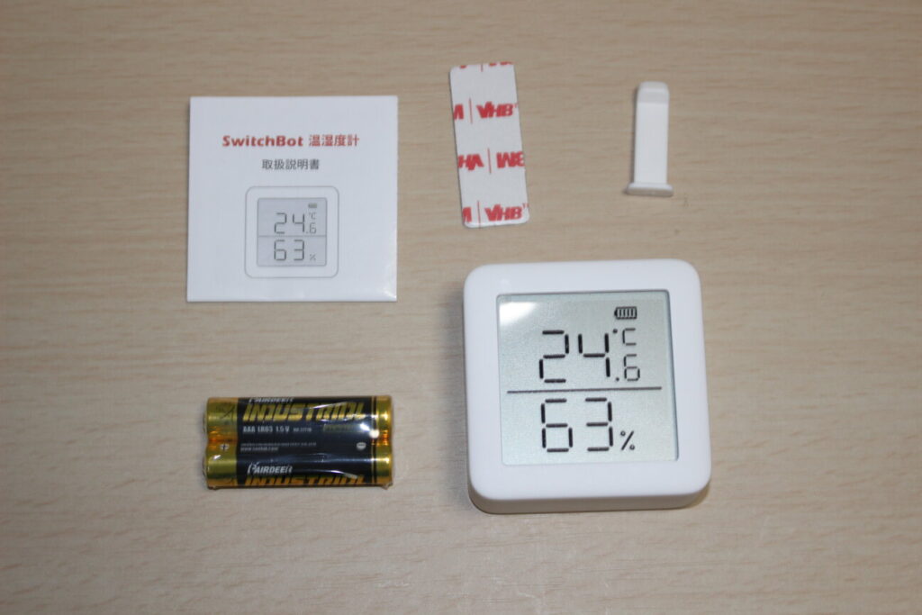 「SwitchBot 温湿度計」の内容物