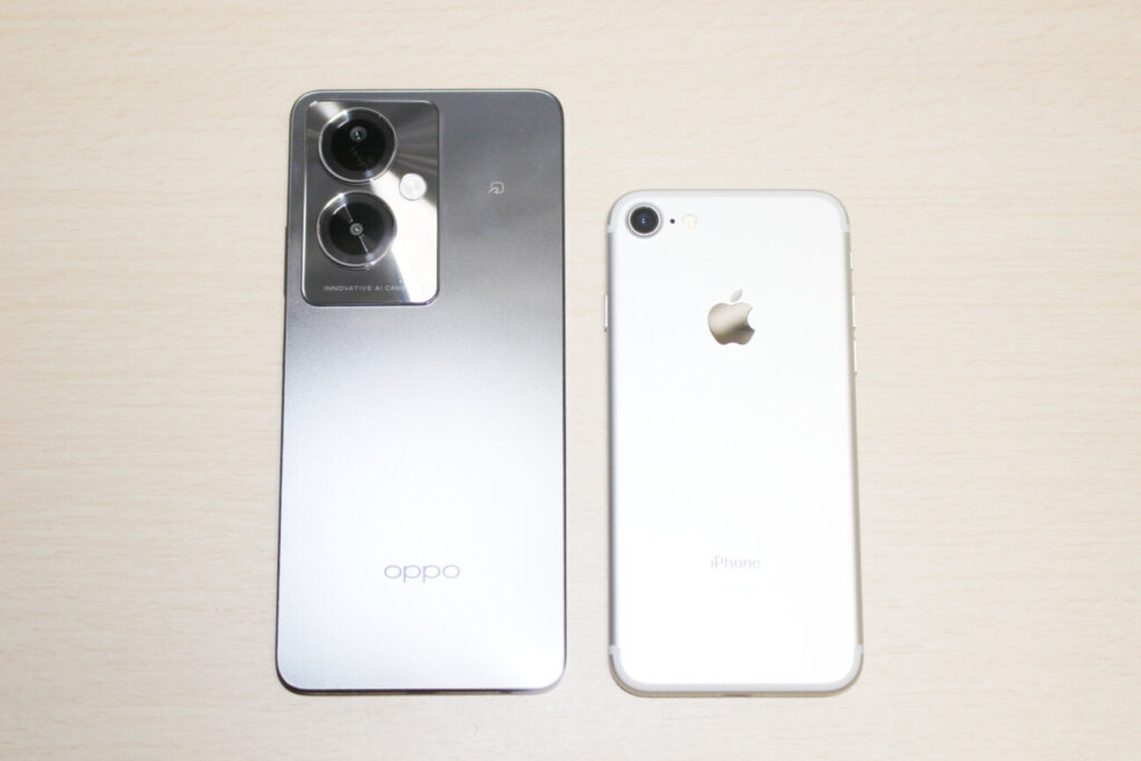 「OPPO A79 5G」と「iPhone 7」